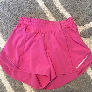 0 Sonic pink hotty hot LR 4 inch shorts NEVER WORN